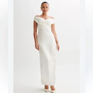 Meshki Harley off shoulder satin white maxi dress